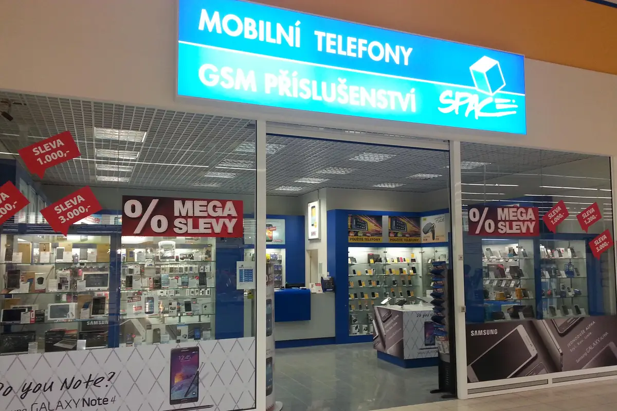 SPACE mobilní telefony